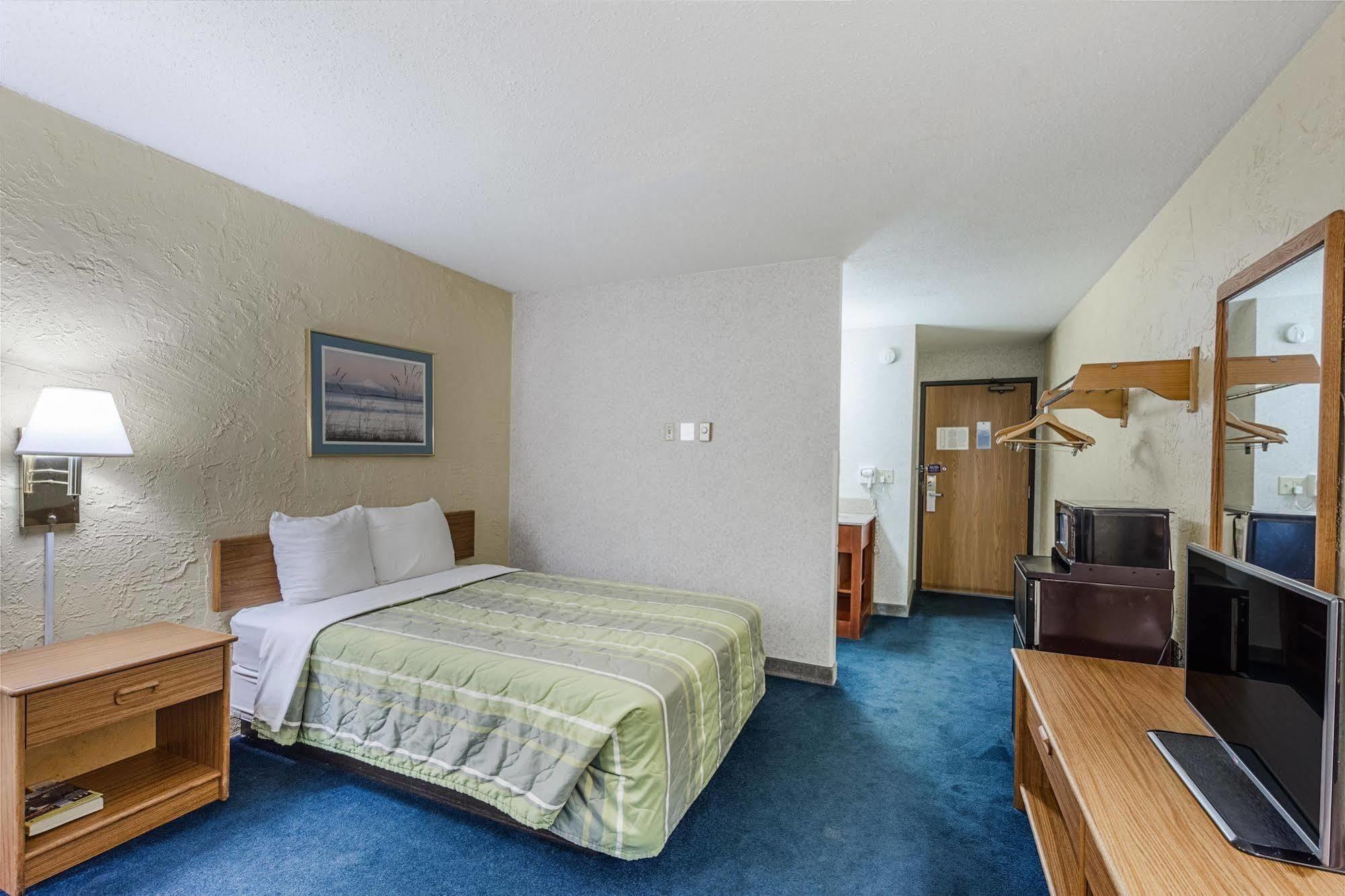 Rodeway Inn Cascade エクステリア 写真