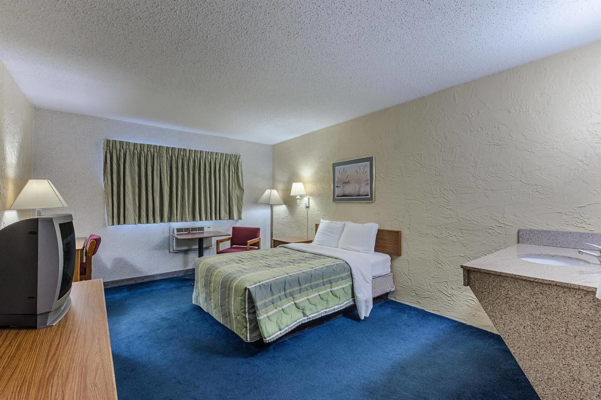 Rodeway Inn Cascade エクステリア 写真
